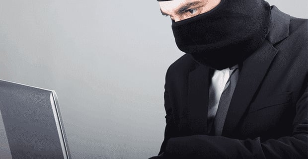 Top 5 Tips To Avoid Online Dating Scams