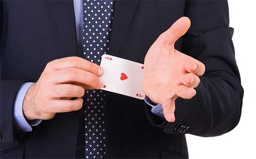 3 Signs He Is Cheating On You