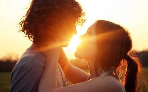 How To Make A Girl Kiss You