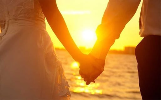 How To Have The Perfect Summer Romance