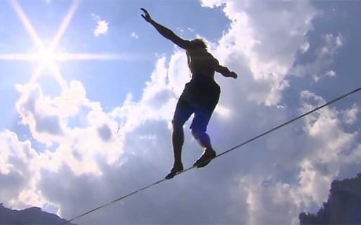 How Women Can Balance Social Lives And Relationships