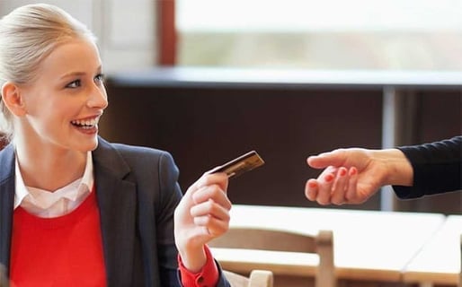 Who Pays For Lesbian Date