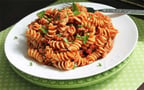5 Foods to Avoid on a First Date