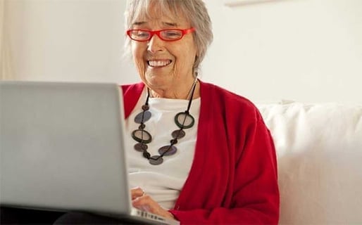 How Senior Women Can Create Online Profile