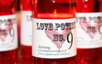 Can Men and Women Have Chemistry Online?
