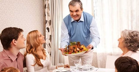 4 Tips For Bringing Your Girlfriend To Thanksgiving Dinner