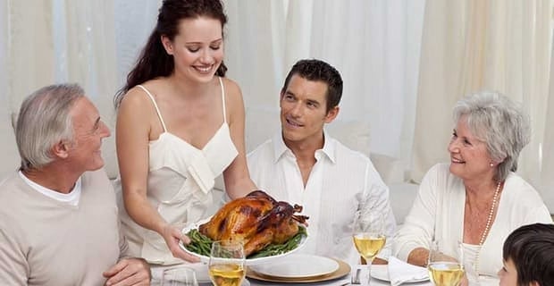 4 Things Not To Say At The Thanksgiving Table