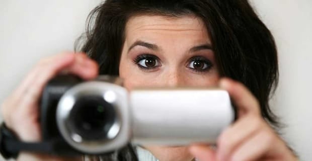 10 Best Dating Vloggers
