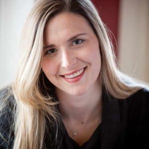 Photo of Lizzie Post, Emily Post's great-great granddaughter