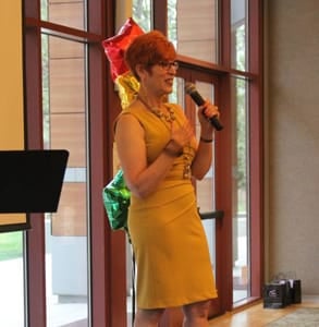 Photo of Ronnie Joy at a speaking event