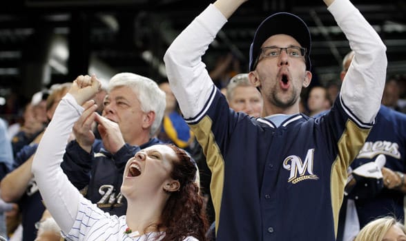 Photo of Milwaukee Brewers fans