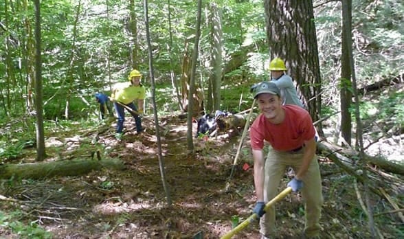 Photo of Scenic Hudson volunteers working