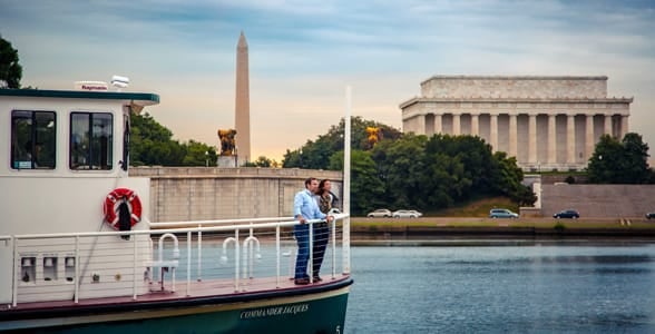 Photo of a water taxi on the Potomac River