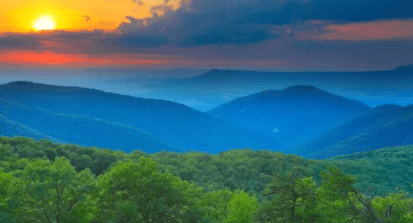 Photo of the Blue Ridge Mountains Photo of the Blue Ridge Mountains