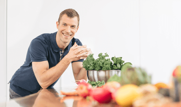 Photo of Dr. Josh Axe, Founder of DrAxe.com