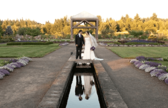 Photo of wedding at the Oregon Garden