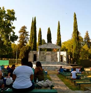 Photo of the Summer Shakespeare Festival in Sacramento
