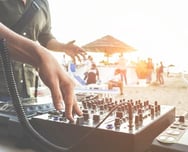 Hollywood Singles Clubs