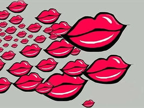 5 Reasons Kissing on a First Date Doesn’t Make You a Lesbian Couple