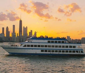 Photo of a Chicago cruise