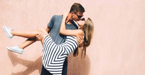 How Can I Be More Fun Around Men? 5 Expert Tips[updated_month_year before=" (" after=")"]