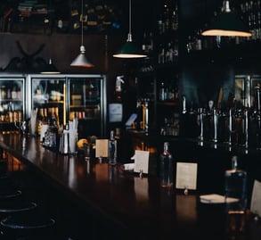 Photo of the bar at the Smith