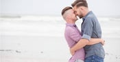 How to Keep a Gay Man Interested (3 Easy Tips)