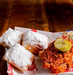 Photo of chicken and beignets