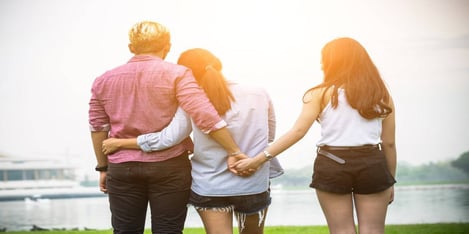 5 Signs He Has Commitment Issues