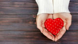 43% of Americans Don&#8217;t Believe in Love at First Sight