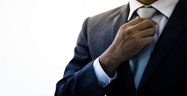 What Senior Men Should Wear On A First Date