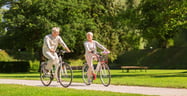 6 Pandemic Dating Tips for Senior Singles[updated_month_year before=" (" after=")"]
