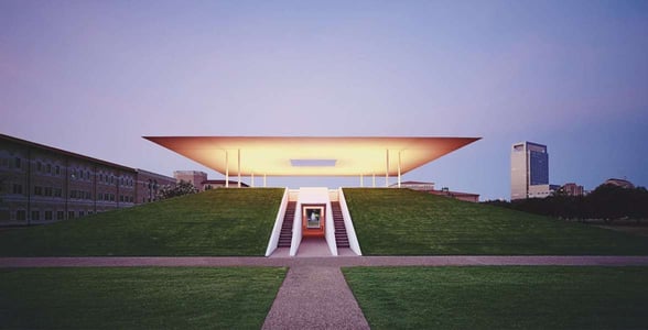 Photo of James Turrell's Epiphany Skyspace Photo of James Turrell's Epiphany Skyspace
