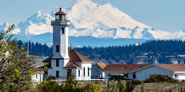 Port Townsend lighthouse in front of Mount Baker Port Townsend lighthouse in front of Mount Baker