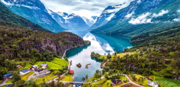 singles travel international arctic cruise views