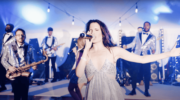 Blitz Nation photograph of a singer singing at a wedding