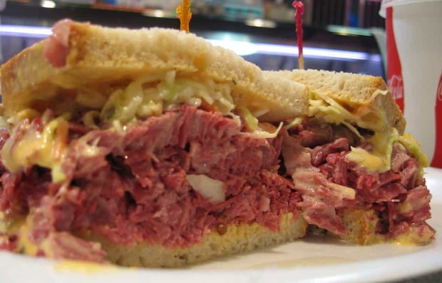 Reuben Sandwich Reuben Sandwich