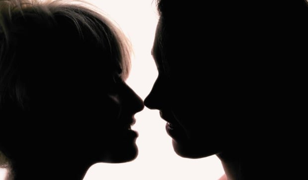 Insight Counseling Center a couple's silhouette 