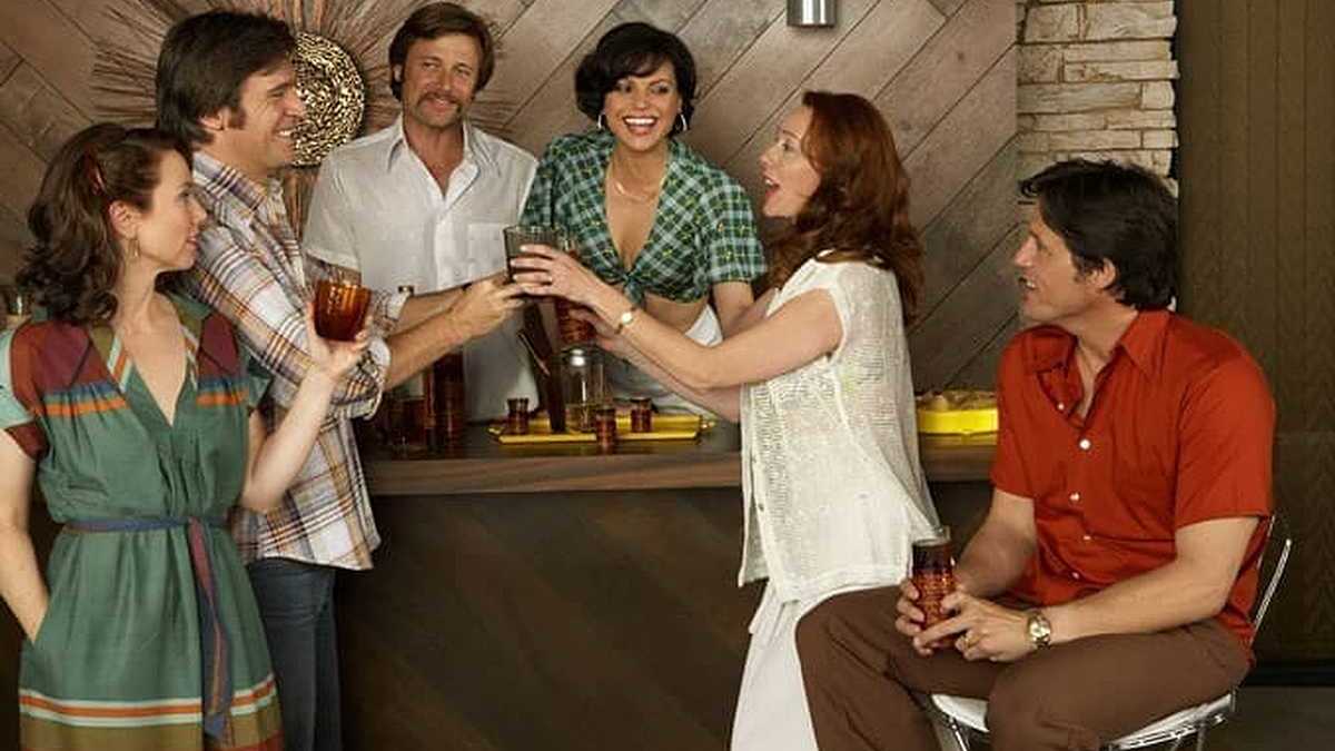 5 Steps to Approaching a Swinger Couple