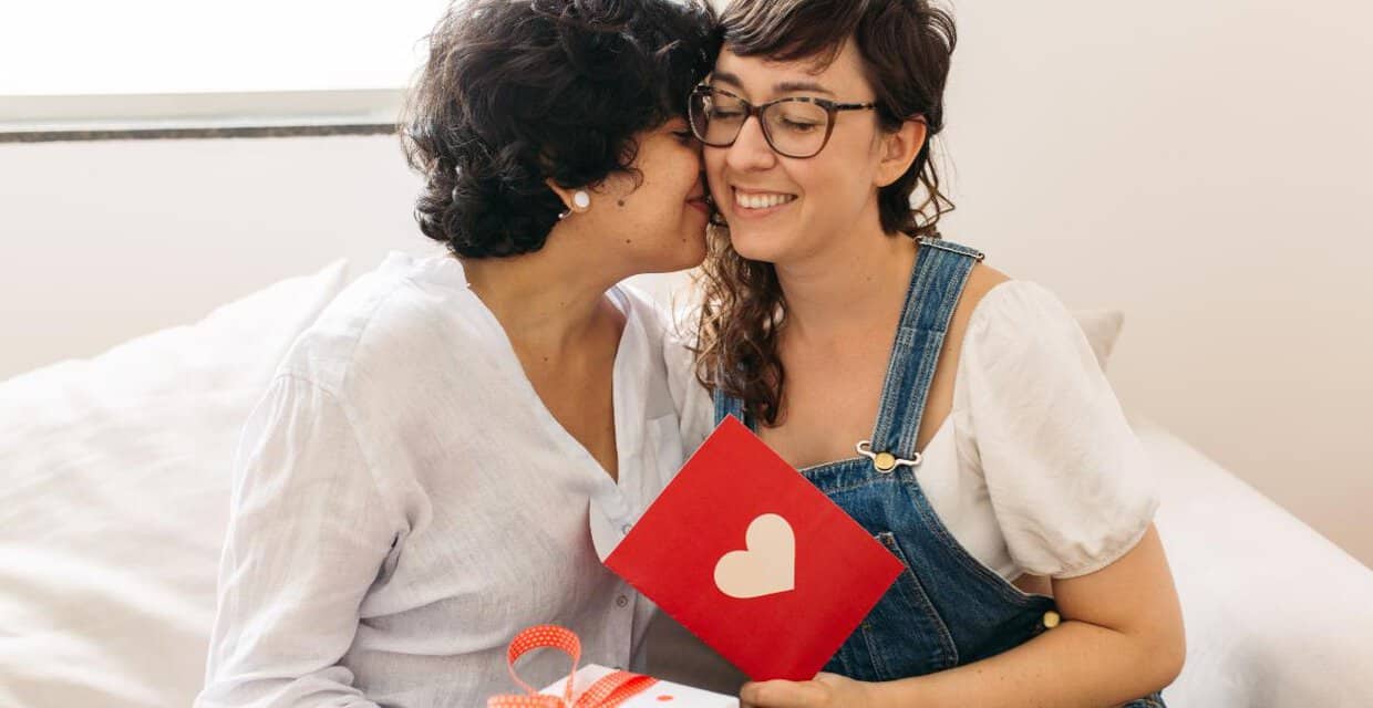 How Long Before Becoming Official? A Guide for Lesbian Couples picture